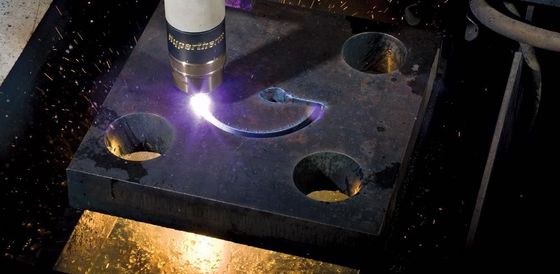 ISO 9001 Fabrikasi Lembaran Logam Disesuaikan Poles Bagian Pemotongan Laser CNC Dengan Kotak Kayu